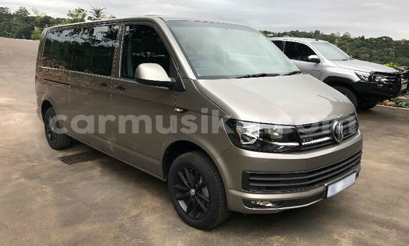 Tenga Tsaru Volkswagen Transporter Sirivha Mota in Beitbridge in Matabeleland South Tenga Tsaru Volkswagen Transporter Sirivha Mota in Beitbridge in Matabeleland South