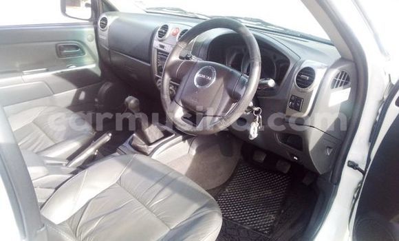 Buy Used Isuzu KB White Car in Beitbridge in Matabeleland South Buy Used Isuzu KB White Car in Beitbridge in Matabeleland South