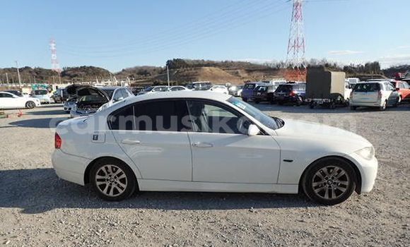 Nunua Ilio tumika BMW 3–Series Nyeupe Gari ndani ya Beitbridge nchini Matabeleland Kusini Nunua Ilio tumika BMW 3–Series Nyeupe Gari ndani ya Beitbridge nchini Matabeleland Kusini