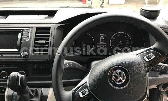 Tenga Tsaru Volkswagen Transporter Sirivha Mota in Beitbridge in Matabeleland South Tenga Tsaru Volkswagen Transporter Sirivha Mota in Beitbridge in Matabeleland South