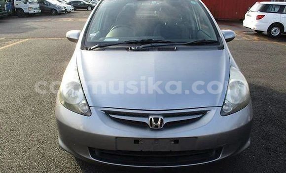 Buy Used Honda Fit Silver Car in Beitbridge in Matabeleland South Buy Used Honda Fit Silver Car in Beitbridge in Matabeleland South