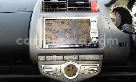 Buy Used Honda Fit Silver Car in Beitbridge in Matabeleland South Buy Used Honda Fit Silver Car in Beitbridge in Matabeleland South