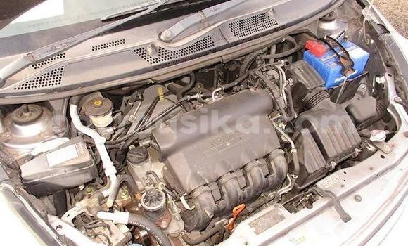 Buy Used Honda Fit Silver Car in Beitbridge in Matabeleland South Buy Used Honda Fit Silver Car in Beitbridge in Matabeleland South