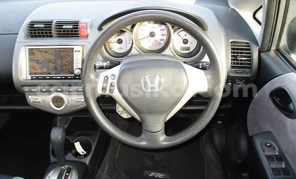 Buy Used Honda Fit Silver Car in Beitbridge in Matabeleland South Buy Used Honda Fit Silver Car in Beitbridge in Matabeleland South