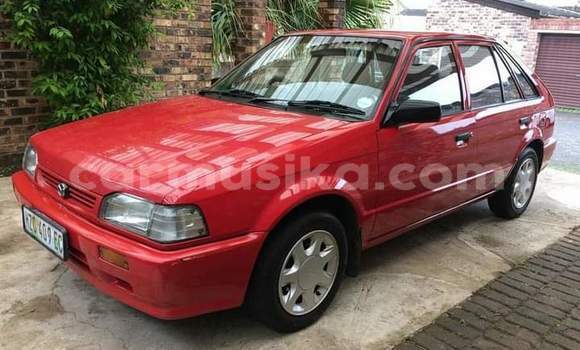 Tenga Tsaru Mazda 323 Tsvuku Mota in Beitbridge in Matabeleland South