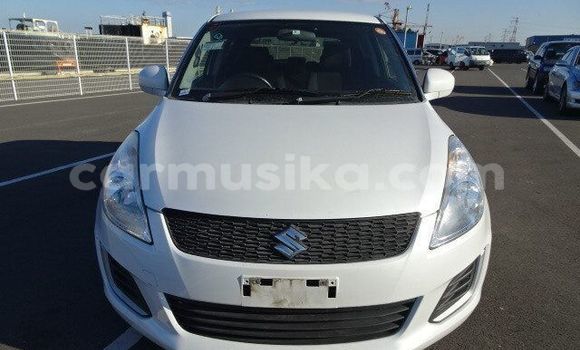 Buy Used Suzuki Swift White Car in Beitbridge in Matabeleland South Buy Used Suzuki Swift White Car in Beitbridge in Matabeleland South