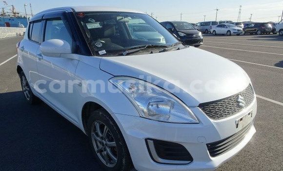 Buy Used Suzuki Swift White Car in Beitbridge in Matabeleland South Buy Used Suzuki Swift White Car in Beitbridge in Matabeleland South
