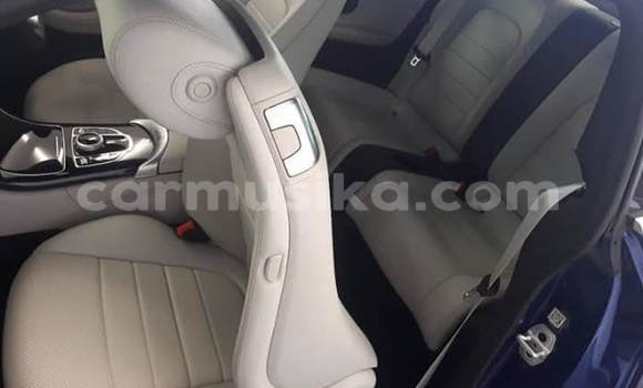 Buy Used Mercedes-Benz C-Classe Blue Car in Beitbridge in Matabeleland South Buy Used Mercedes-Benz C-Classe Blue Car in Beitbridge in Matabeleland South