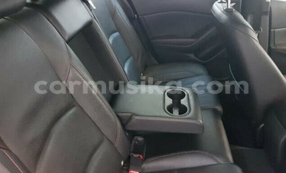 Acheter Occasion Voiture Mazda 3 Rouge à Beitbridge, Matabeleland South Acheter Occasion Voiture Mazda 3 Rouge à Beitbridge, Matabeleland South