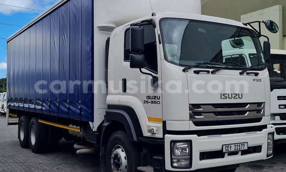 Buy Used Isuzu FTR 850 Other Truck in Beitbridge in Matabeleland South