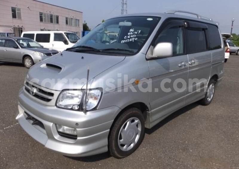 Big with watermark toyota noah matabeleland south beitbridge 27068