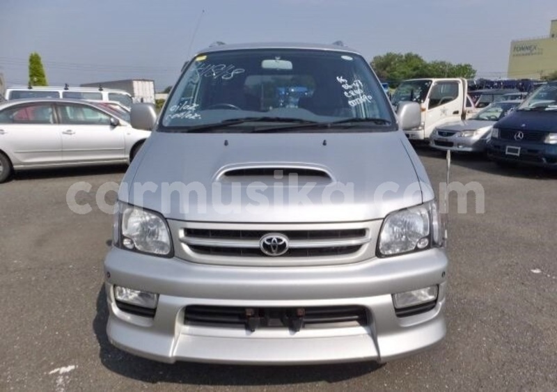 Big with watermark toyota noah matabeleland south beitbridge 27068