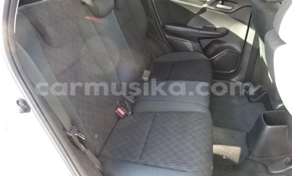 Acheter Occasion Voiture Honda Fit Gris à Beitbridge, Matabeleland South Acheter Occasion Voiture Honda Fit Gris à Beitbridge, Matabeleland South