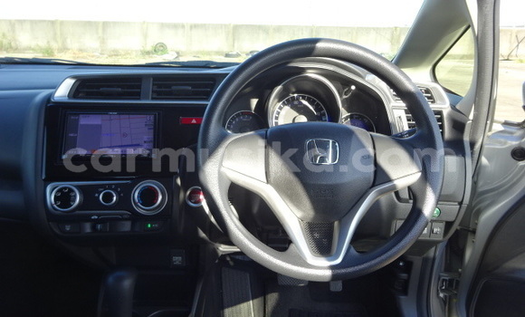 Acheter Occasion Voiture Honda Fit Gris à Beitbridge, Matabeleland South Acheter Occasion Voiture Honda Fit Gris à Beitbridge, Matabeleland South