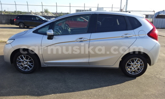 Acheter Occasion Voiture Honda Fit Gris à Beitbridge, Matabeleland South Acheter Occasion Voiture Honda Fit Gris à Beitbridge, Matabeleland South