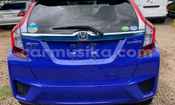 Nunua Ilio tumika Honda Fit Bluu Gari ndani ya Beitbridge nchini Matabeleland Kusini Nunua Ilio tumika Honda Fit Bluu Gari ndani ya Beitbridge nchini Matabeleland Kusini