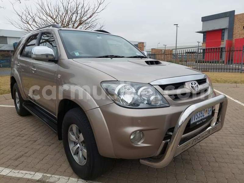 Big with watermark toyota fortuner matabeleland south beitbridge 27075