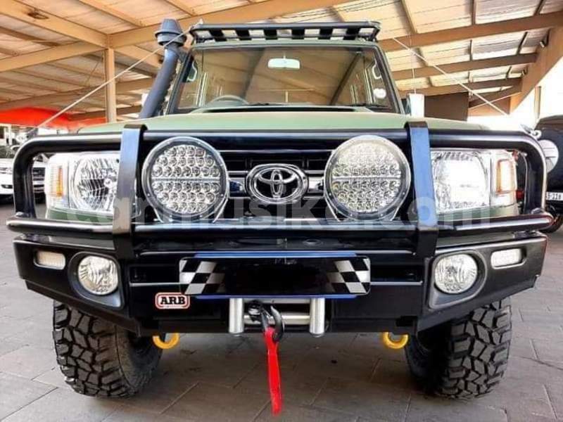 Big with watermark toyota land cruiser matabeleland south beitbridge 27076