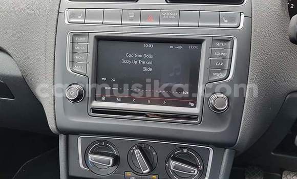 Acheter Occasion Voiture Volkswagen Polo Rouge à Beitbridge, Matabeleland South Acheter Occasion Voiture Volkswagen Polo Rouge à Beitbridge, Matabeleland South