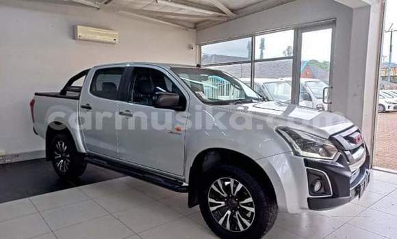 Acheter Occasion Voiture Isuzu KB Autre à Beitbridge, Matabeleland South Acheter Occasion Voiture Isuzu KB Autre à Beitbridge, Matabeleland South