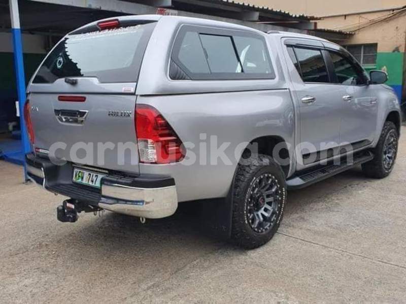 Big with watermark toyota hilux matabeleland south beitbridge 27079