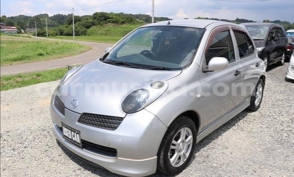 Nunua Ilio tumika Nissan March Fedha Gari ndani ya Beitbridge nchini Matabeleland Kusini Nunua Ilio tumika Nissan March Fedha Gari ndani ya Beitbridge nchini Matabeleland Kusini