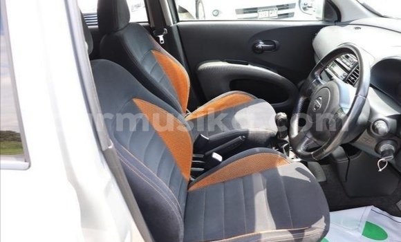 Nunua Ilio tumika Nissan March Fedha Gari ndani ya Beitbridge nchini Matabeleland Kusini Nunua Ilio tumika Nissan March Fedha Gari ndani ya Beitbridge nchini Matabeleland Kusini