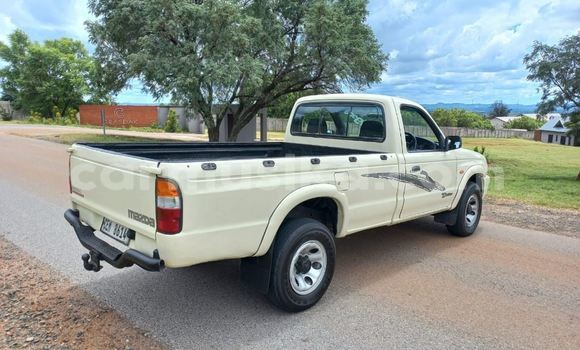 Nunua Ilio tumika Mazda B–series Nyingine Gari ndani ya Beitbridge nchini Matabeleland Kusini Nunua Ilio tumika Mazda B–series Nyingine Gari ndani ya Beitbridge nchini Matabeleland Kusini