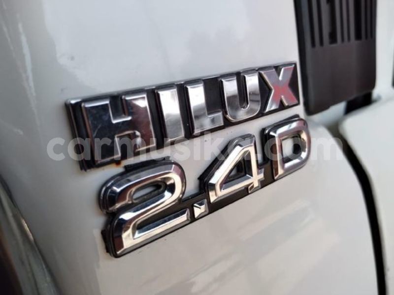 Big with watermark toyota hilux matabeleland south beitbridge 27090
