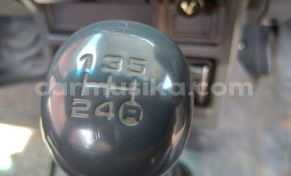 Nunua Ilio tumika Toyota Hilux Nyeupe Gari ndani ya Beitbridge nchini Matabeleland Kusini