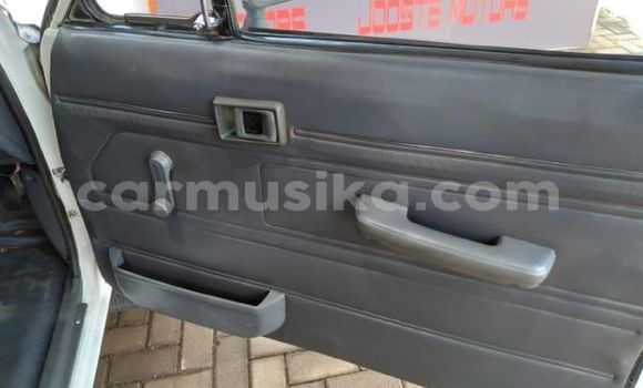 Acheter Occasion Voiture Toyota Hilux Blanc à Beitbridge, Matabeleland South Acheter Occasion Voiture Toyota Hilux Blanc à Beitbridge, Matabeleland South