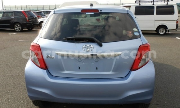 Acheter Occasion Voiture Toyota Vitz Bleu à Beitbridge, Matabeleland South Acheter Occasion Voiture Toyota Vitz Bleu à Beitbridge, Matabeleland South
