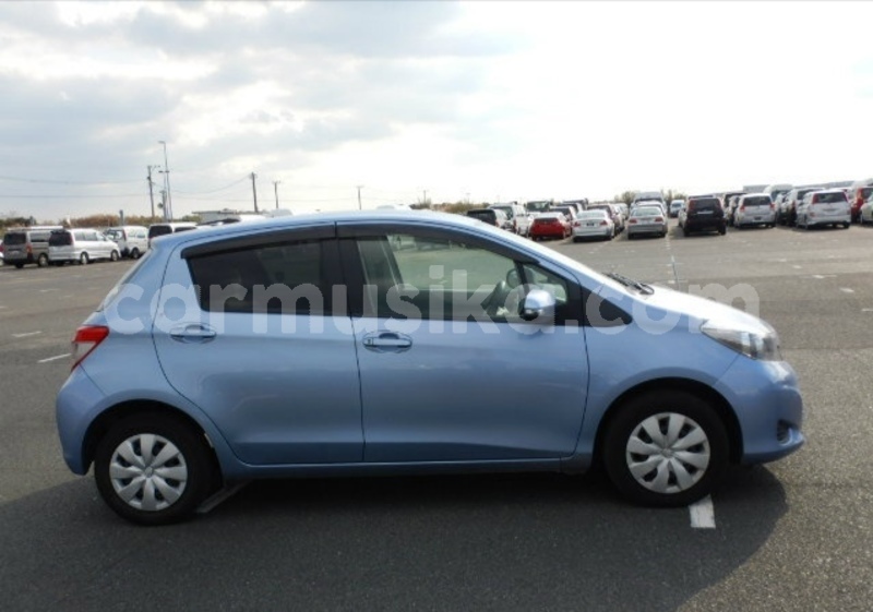 Big with watermark toyota vitz matabeleland south beitbridge 27092