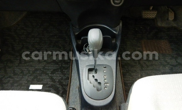 Acheter Occasion Voiture Toyota Vitz Bleu à Beitbridge, Matabeleland South Acheter Occasion Voiture Toyota Vitz Bleu à Beitbridge, Matabeleland South