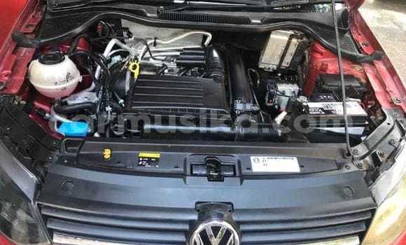 Acheter Occasion Voiture Volkswagen Polo Rouge à Beitbridge, Matabeleland South Acheter Occasion Voiture Volkswagen Polo Rouge à Beitbridge, Matabeleland South