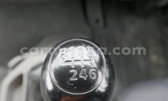 Acheter Occasion Utilitaire Isuzu FTR 850 Blanc à Beitbridge, Matabeleland South Acheter Occasion Utilitaire Isuzu FTR 850 Blanc à Beitbridge, Matabeleland South