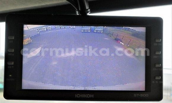 Acheter Occasion Utilitaire Isuzu FTR 850 Blanc à Beitbridge, Matabeleland South Acheter Occasion Utilitaire Isuzu FTR 850 Blanc à Beitbridge, Matabeleland South