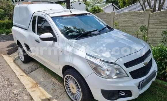 Buy Used Chevrolet Van White Car in Beitbridge in Matabeleland South