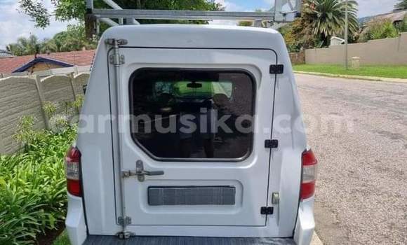 Nunua Ilio tumika Chevrolet Van Nyeupe Gari ndani ya Beitbridge nchini Matabeleland Kusini Nunua Ilio tumika Chevrolet Van Nyeupe Gari ndani ya Beitbridge nchini Matabeleland Kusini