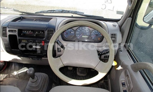 Acheter Occasion Utilitaire Toyota Dyna Blanc à Beitbridge, Matabeleland South Acheter Occasion Utilitaire Toyota Dyna Blanc à Beitbridge, Matabeleland South