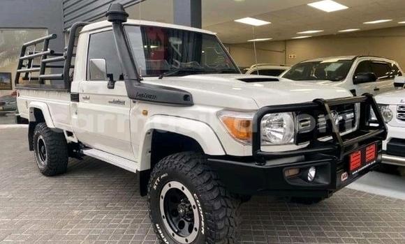 Buy Used Toyota Land Cruiser Other Car in Beitbridge in Matabeleland South
