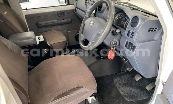 Buy Used Toyota Land Cruiser Other Car in Beitbridge in Matabeleland South Buy Used Toyota Land Cruiser Other Car in Beitbridge in Matabeleland South