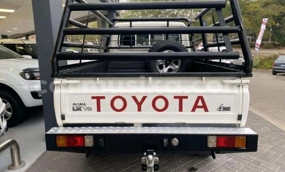 Buy Used Toyota Land Cruiser Other Car in Beitbridge in Matabeleland South Buy Used Toyota Land Cruiser Other Car in Beitbridge in Matabeleland South