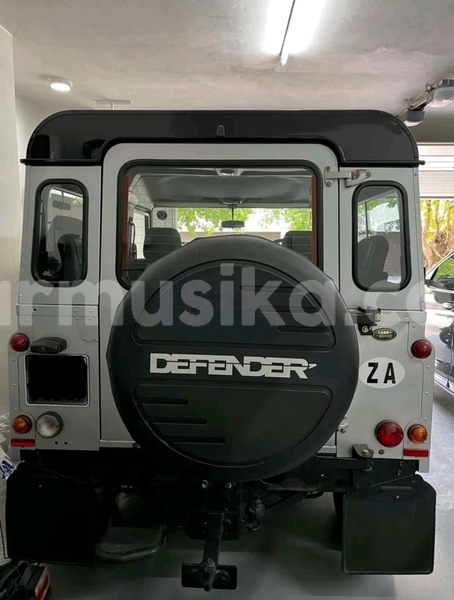 Big with watermark land rover defender matabeleland south beitbridge 27110