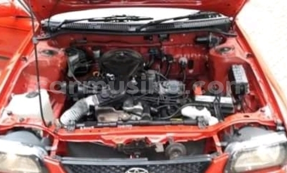 Tenga Tsaru Toyota Corolla Tsvuku Mota in Beitbridge in Matabeleland South Tenga Tsaru Toyota Corolla Tsvuku Mota in Beitbridge in Matabeleland South