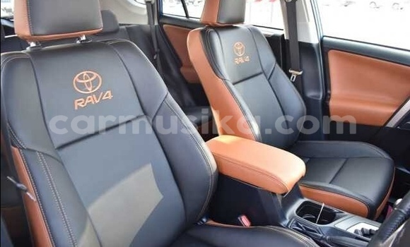 Tenga Tsaru Toyota RAV4 Bhuruu Mota in Harare in Harare Tenga Tsaru Toyota RAV4 Bhuruu Mota in Harare in Harare