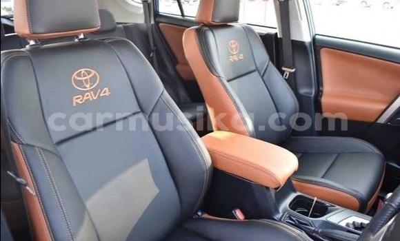 Tenga Tsaru Toyota RAV4 Bhuruu Mota in Harare in Harare Tenga Tsaru Toyota RAV4 Bhuruu Mota in Harare in Harare