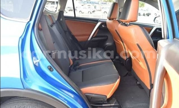 Tenga Tsaru Toyota RAV4 Bhuruu Mota in Harare in Harare Tenga Tsaru Toyota RAV4 Bhuruu Mota in Harare in Harare