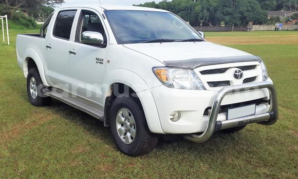 Acheter Occasion Voiture Toyota Hilux Blanc à Beitbridge, Matabeleland South Acheter Occasion Voiture Toyota Hilux Blanc à Beitbridge, Matabeleland South