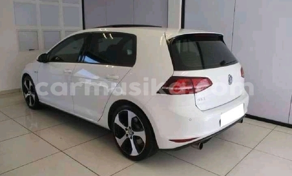 Acheter Occasion Voiture Volkswagen Golf GTI Blanc à Harare, Harare Acheter Occasion Voiture Volkswagen Golf GTI Blanc à Harare, Harare